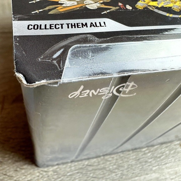 2023 Star Wars Jazwares Micro Galaxy Squadron Series 3 #0063 V-WING STARFIGHTER - Picture 5 of 6